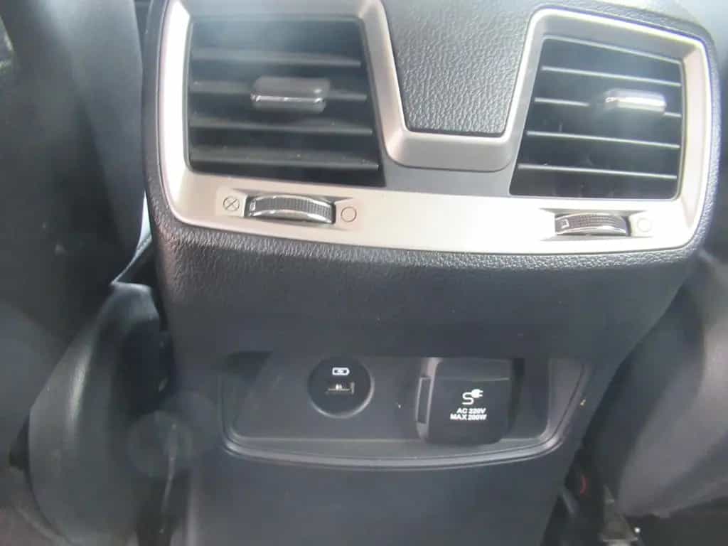 Ssangyong Rexton 2.2 Diesel e-XDi 220 Sapphire 4WD 06/2018-photo-7