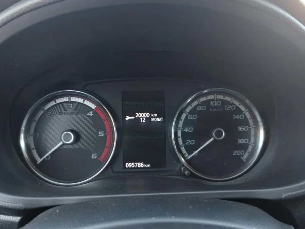 Mitsubishi L200 Do-Kabine Spirit 4WD AT neuer Motor 09/2019-photo-10