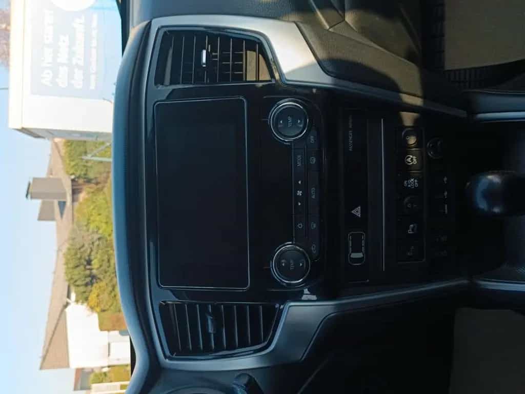 Mitsubishi L200 Do-Kabine Spirit 4WD AT neuer Motor 09/2019-photo-14