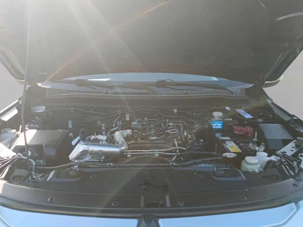 Mitsubishi L200 Do-Kabine Spirit 4WD AT neuer Motor 09/2019-photo-18