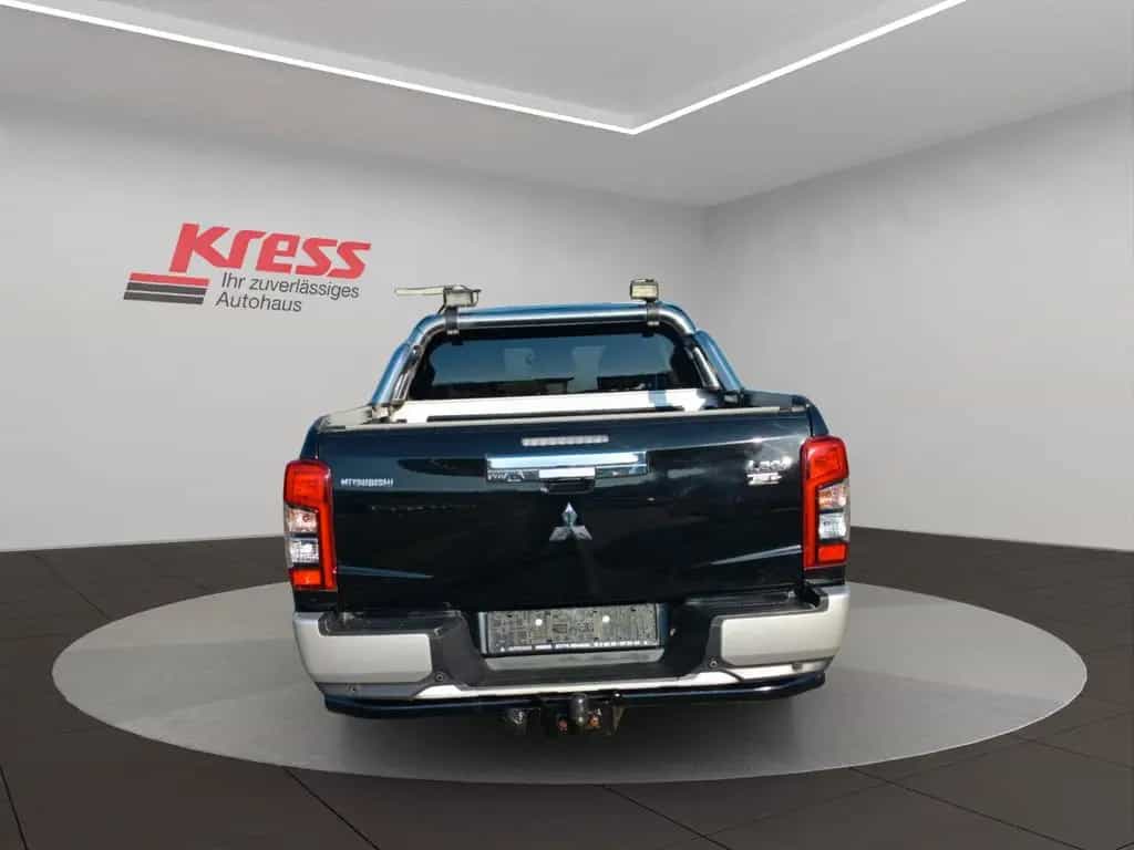 Mitsubishi L200 Do-Kabine Spirit 4WD AT neuer Motor 09/2019-photo-3