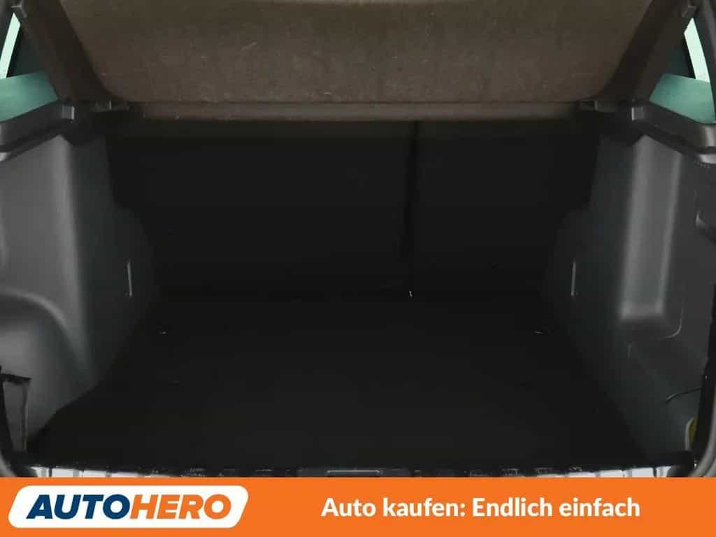 Dacia Duster 1.2 TCe Prestige 4x2*NAVI*TEMPO*PDC*SHZ* 02/2016-photo-17
