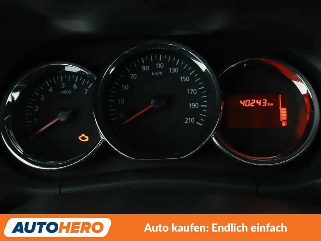 Dacia Duster 1.2 TCe Prestige 4x2*NAVI*TEMPO*PDC*SHZ* 02/2016-photo-19