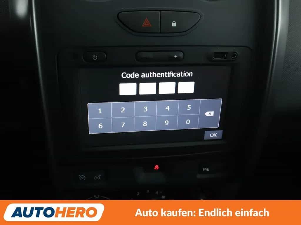 Dacia Duster 1.2 TCe Prestige 4x2*NAVI*TEMPO*PDC*SHZ* 02/2016-photo-21