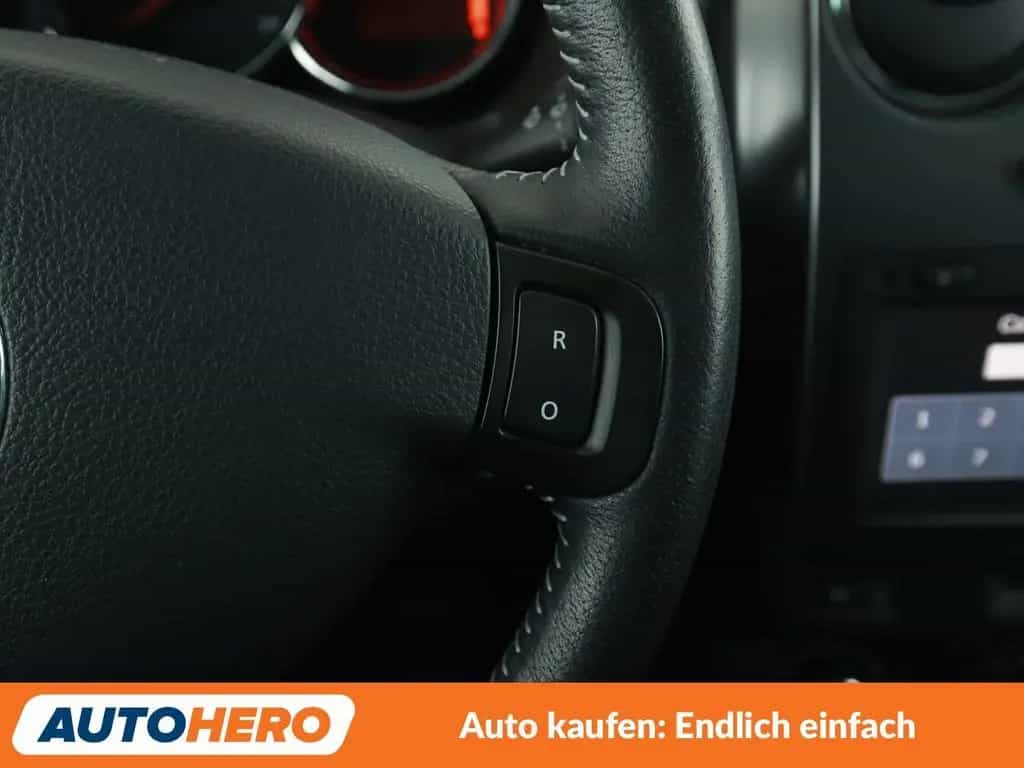 Dacia Duster 1.2 TCe Prestige 4x2*NAVI*TEMPO*PDC*SHZ* 02/2016-photo-24