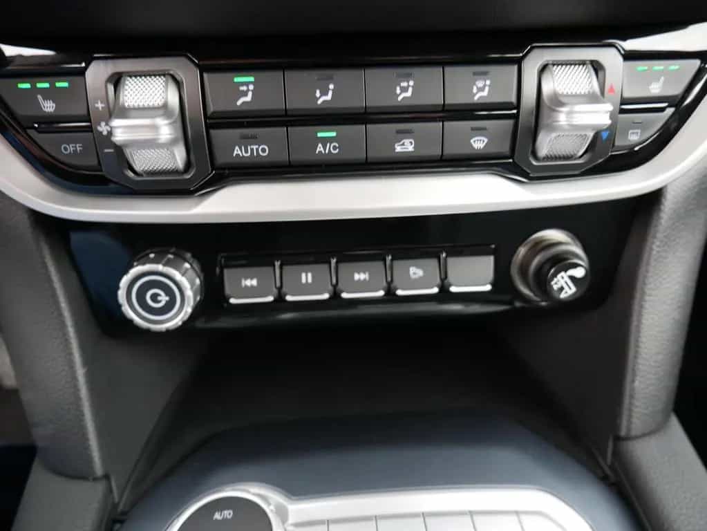 Foton 3 Luxury Automatik 4x4 DOKA 360°Kamera, ALU, null-photo-29