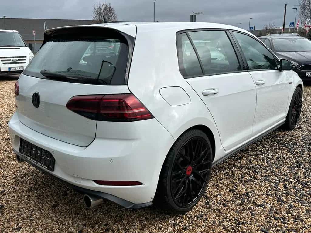 Volkswagen Golf 11/2019-photo-3