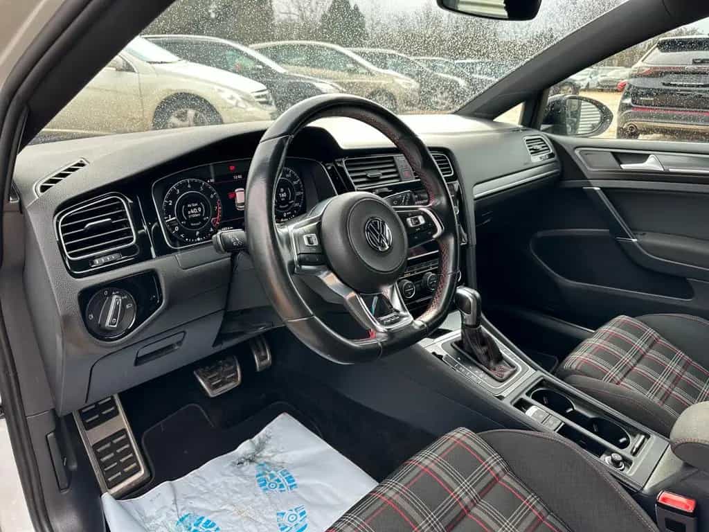 Volkswagen Golf 11/2019-photo-4