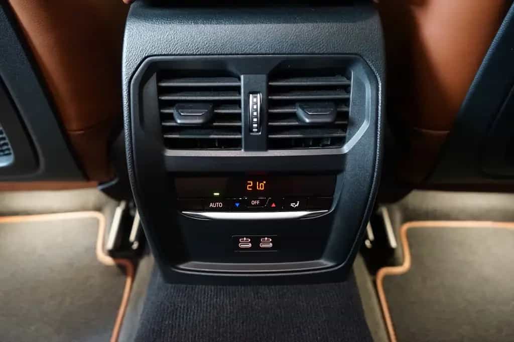ALPINA D3 S Touring Merino+AHK+H/K+360°+Driv.Ass.Prof. 05/2023-photo-17