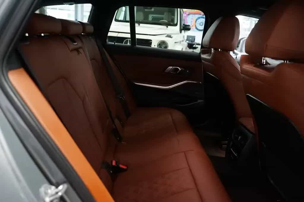 ALPINA D3 S Touring Merino+AHK+H/K+360°+Driv.Ass.Prof. 05/2023-photo-20