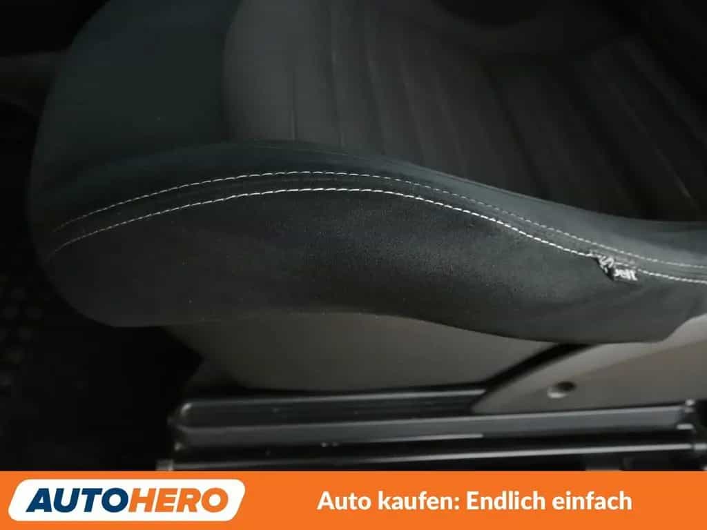 Abarth 595 1.4 Competizione*NAVI*PDC*ALU*KLIMA*BEATS* 10/2019-photo-25