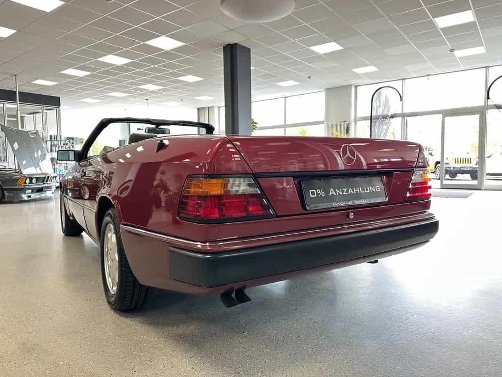 Mercedes-Benz 300 CE 24V Cabrio|Historie|Deutsch|Holz|Sheft 04/1993-photo-9