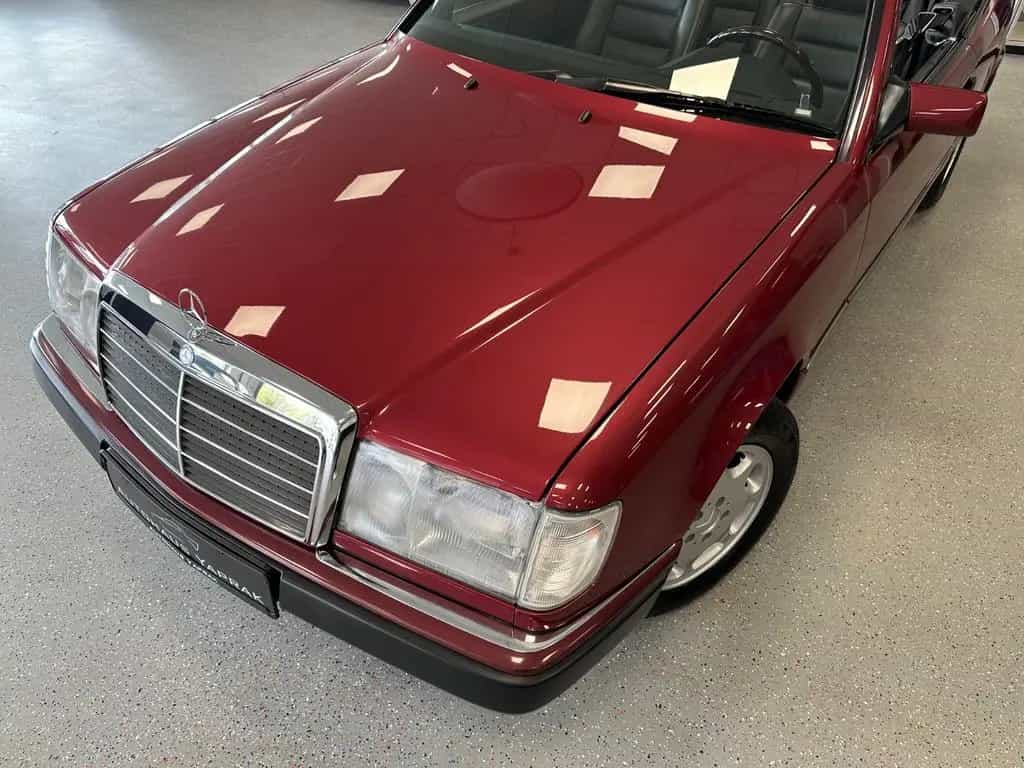 Mercedes-Benz 300 CE 24V Cabrio|Historie|Deutsch|Holz|Sheft 04/1993-photo-1