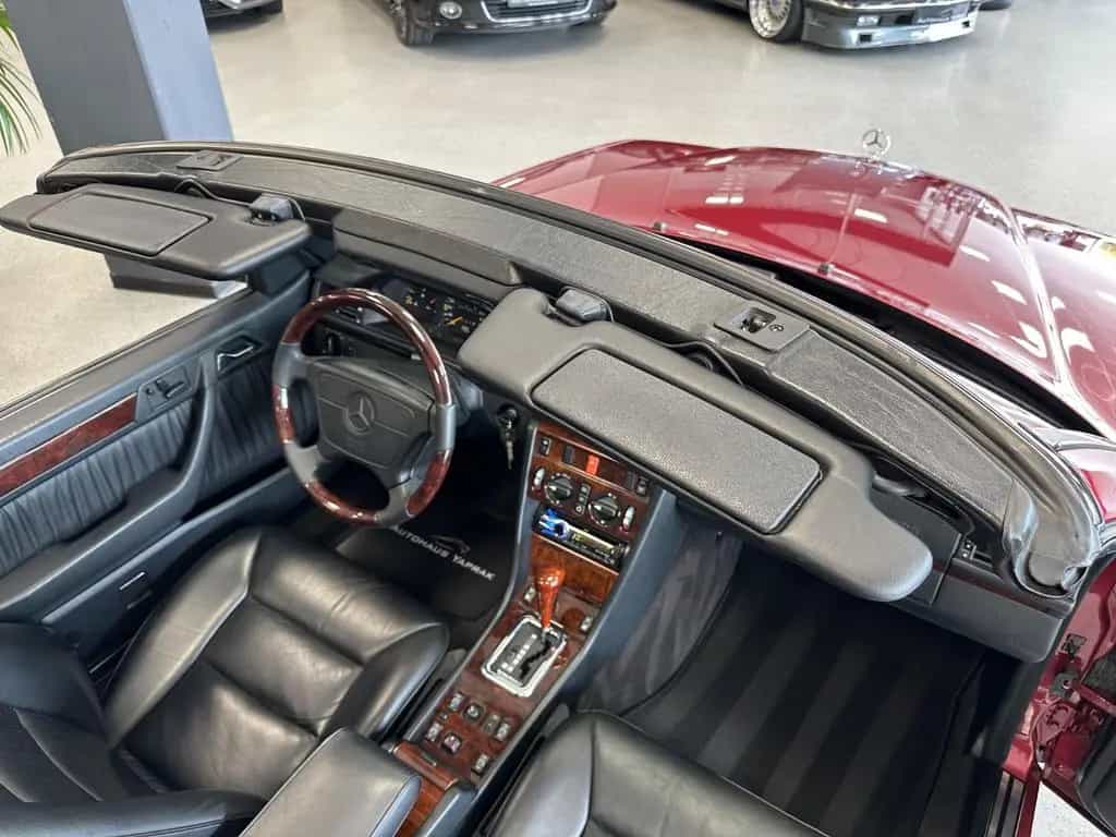 Mercedes-Benz 300 CE 24V Cabrio|Historie|Deutsch|Holz|Sheft 04/1993-photo-28