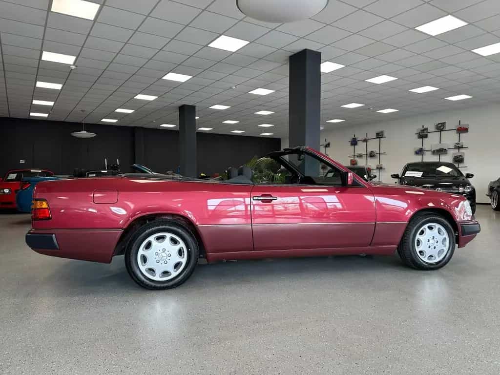 Mercedes-Benz 300 CE 24V Cabrio|Historie|Deutsch|Holz|Sheft 04/1993-photo-7
