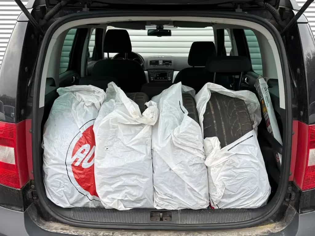 Skoda Yeti Ambition Plus Edition AHK SHZ PDC GRA Klima 09/2011-photo-5