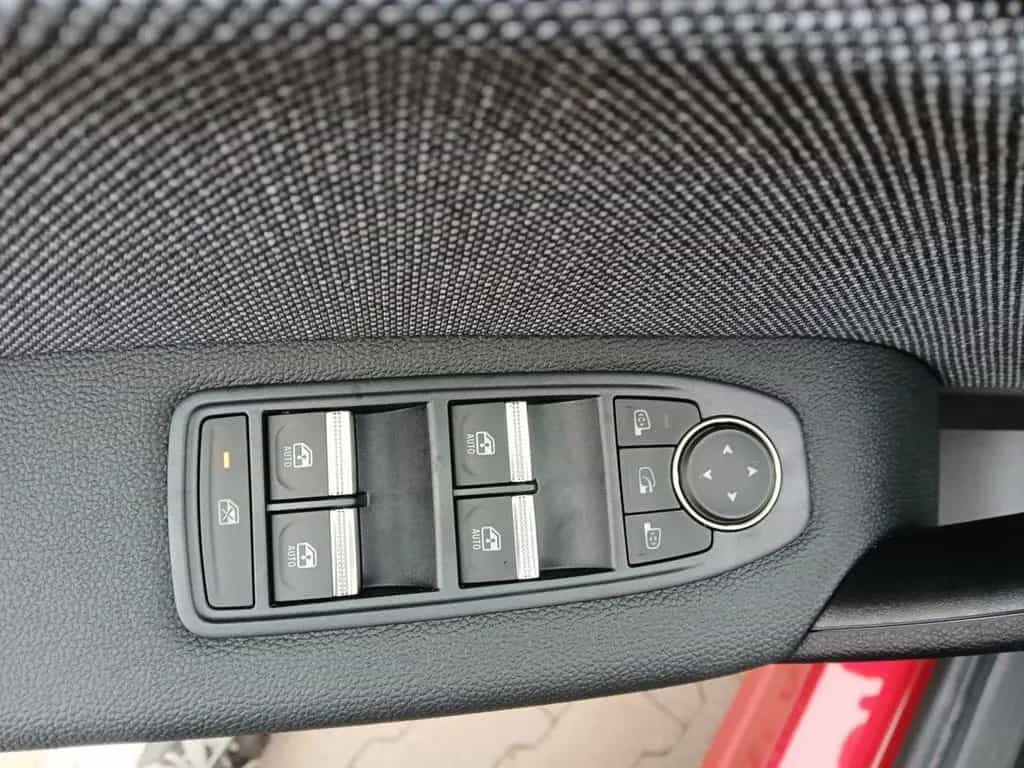 Renault Symbioz Techno Mild Hybrid 140 EDC 04/2026-photo-9