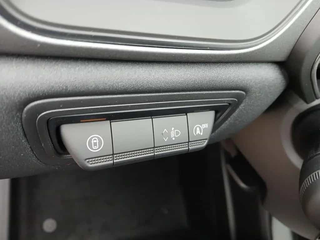 Renault Symbioz Techno Mild Hybrid 140 EDC 04/2026-photo-10