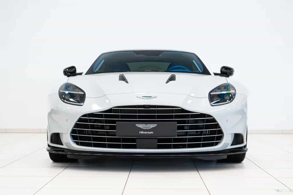 Aston Martin Vanquish Coupe | 25MY | Full Factory Options | 01/2025-photo-16