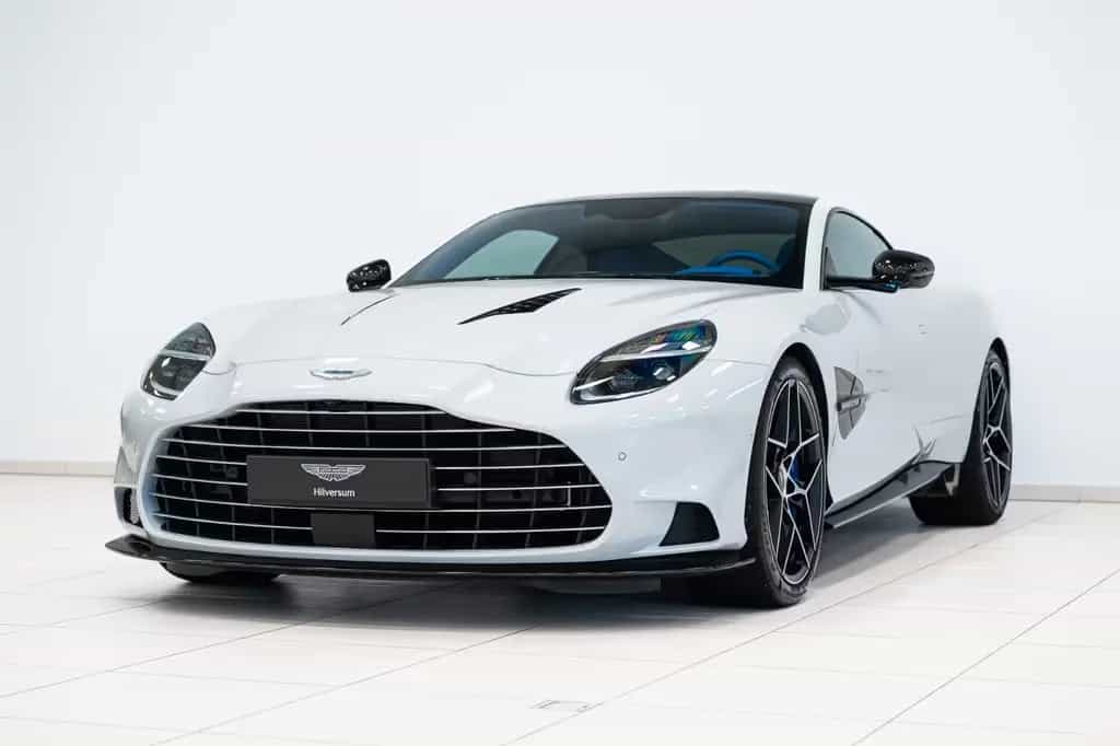 Aston Martin Vanquish Coupe | 25MY | Full Factory Options | 01/2025-photo-7