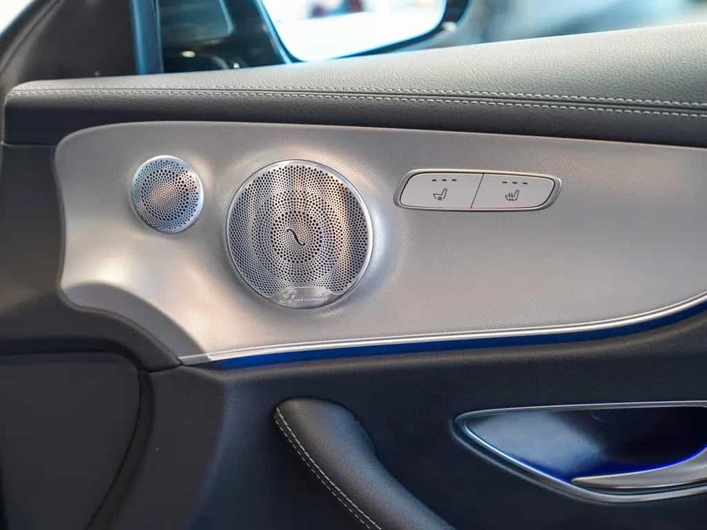 Mercedes-Benz E-Class 400 4MATIC Cabriolet Sitzklima Burmester DISTR 12/2017-photo-12