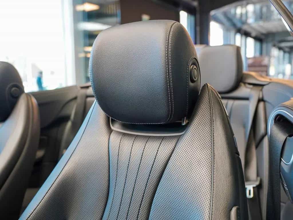 Mercedes-Benz E-Class 400 4MATIC Cabriolet Sitzklima Burmester DISTR 12/2017-photo-17