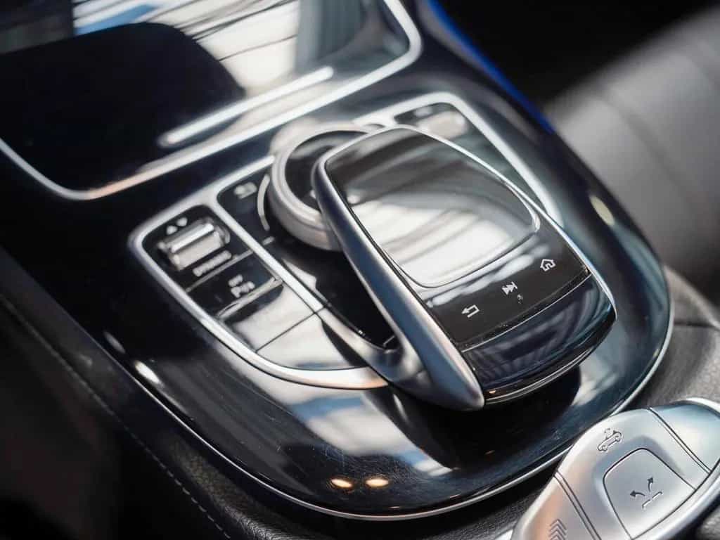 Mercedes-Benz E-Class 400 4MATIC Cabriolet Sitzklima Burmester DISTR 12/2017-photo-26