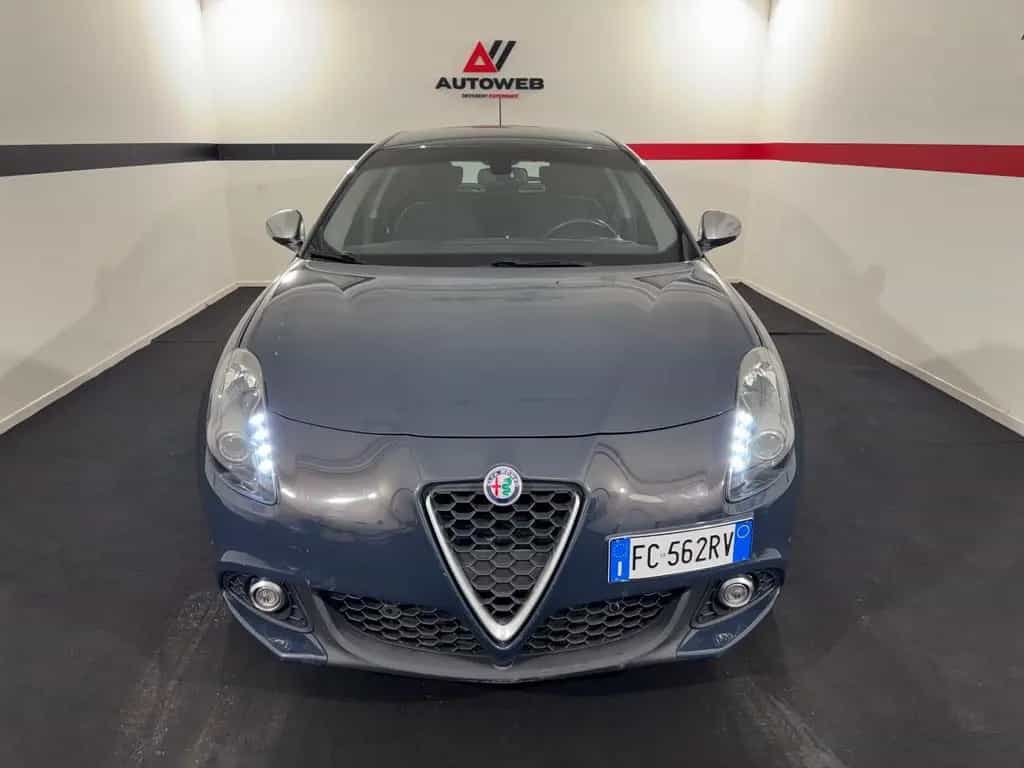 Alfa Romeo Giulietta 1.6 JTDm TCT 120 CV Super 03/2016-photo-1