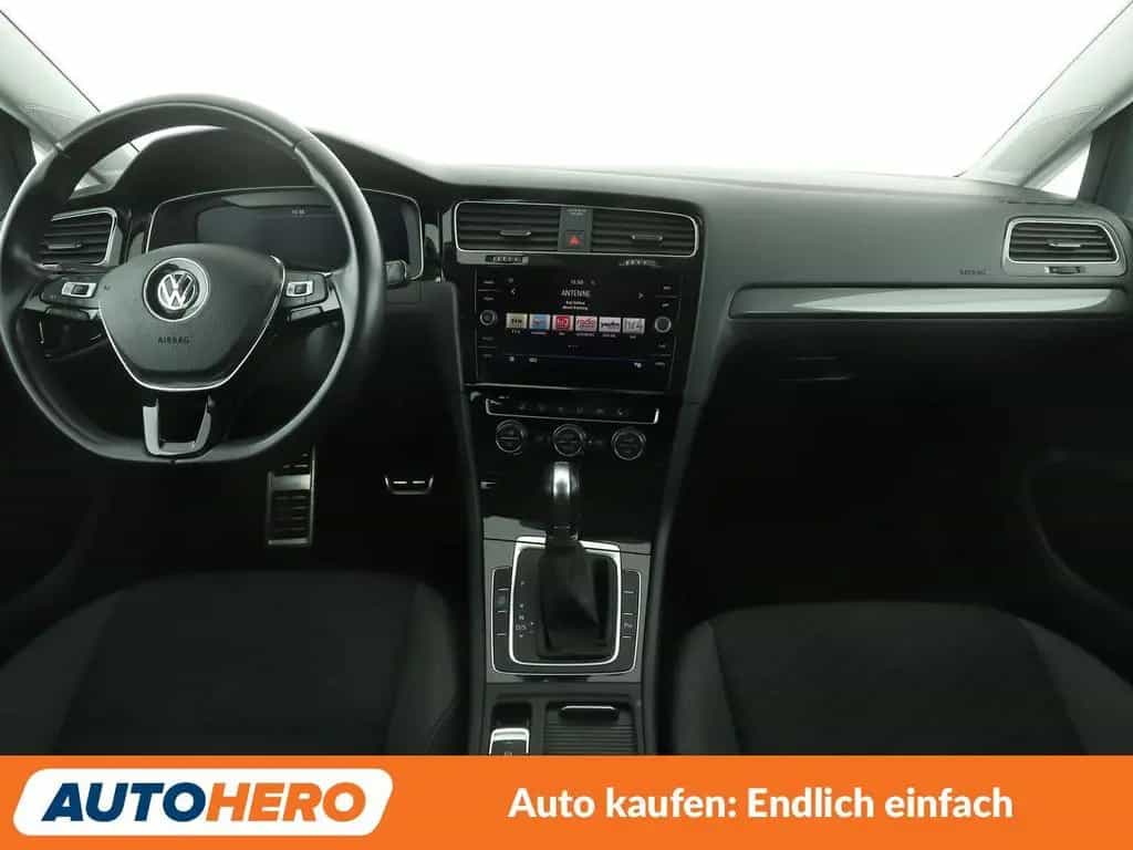 Volkswagen Golf VII 1.6 TDI Join Aut.*NAVI*ACC*CAM*PDC*SHZ* 01/2019-photo-11