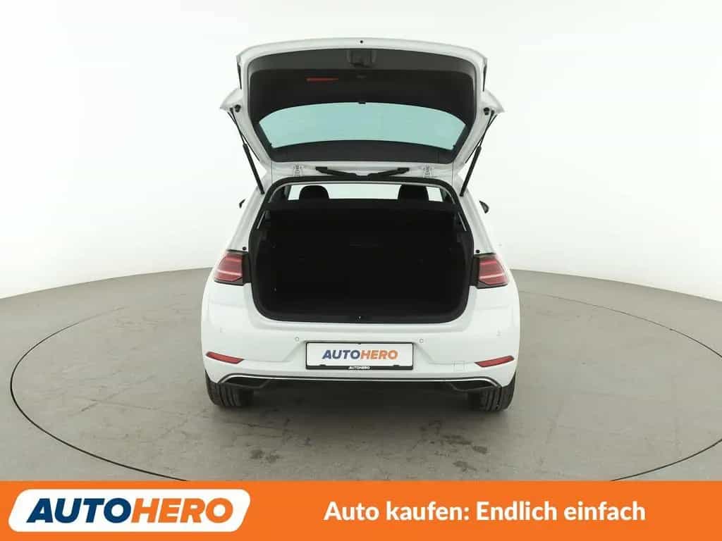 Volkswagen Golf VII 1.6 TDI Join Aut.*NAVI*ACC*CAM*PDC*SHZ* 01/2019-photo-16