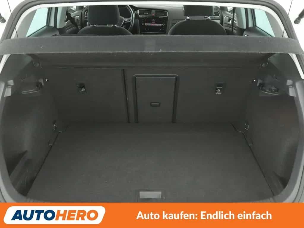 Volkswagen Golf VII 1.6 TDI Join Aut.*NAVI*ACC*CAM*PDC*SHZ* 01/2019-photo-17