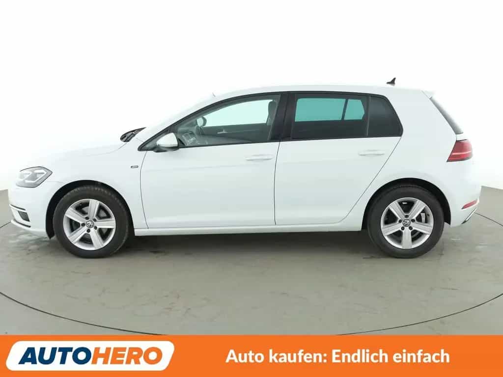 Volkswagen Golf VII 1.6 TDI Join Aut.*NAVI*ACC*CAM*PDC*SHZ* 01/2019-photo-2