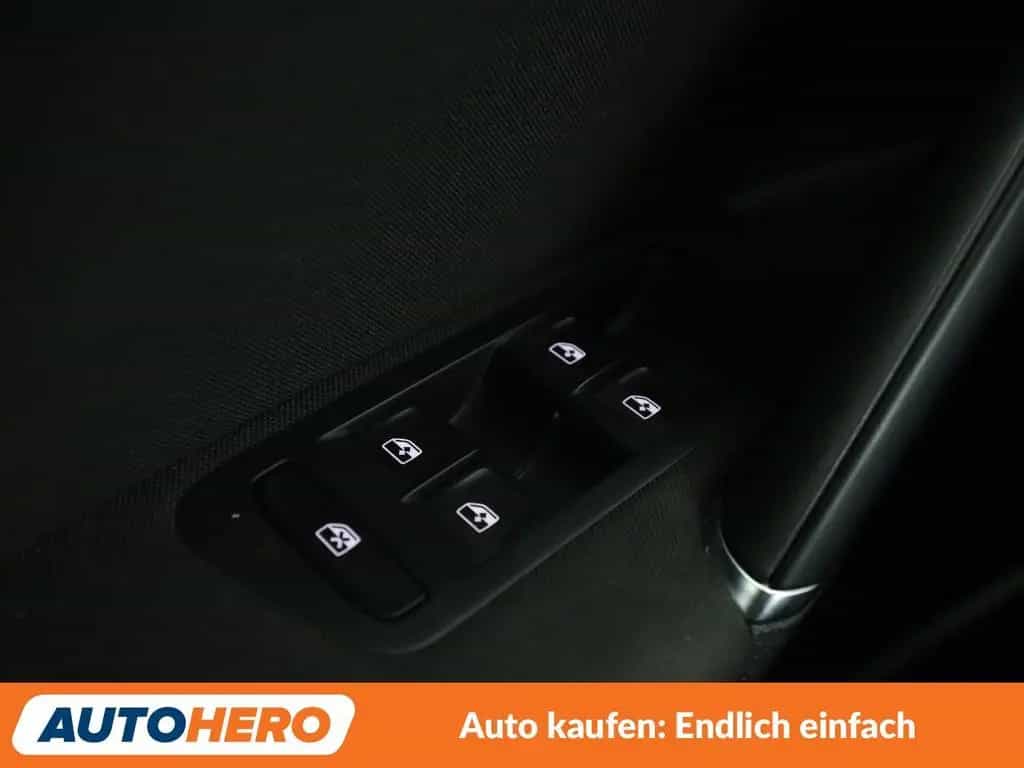 Volkswagen Golf VII 1.6 TDI Join Aut.*NAVI*ACC*CAM*PDC*SHZ* 01/2019-photo-25