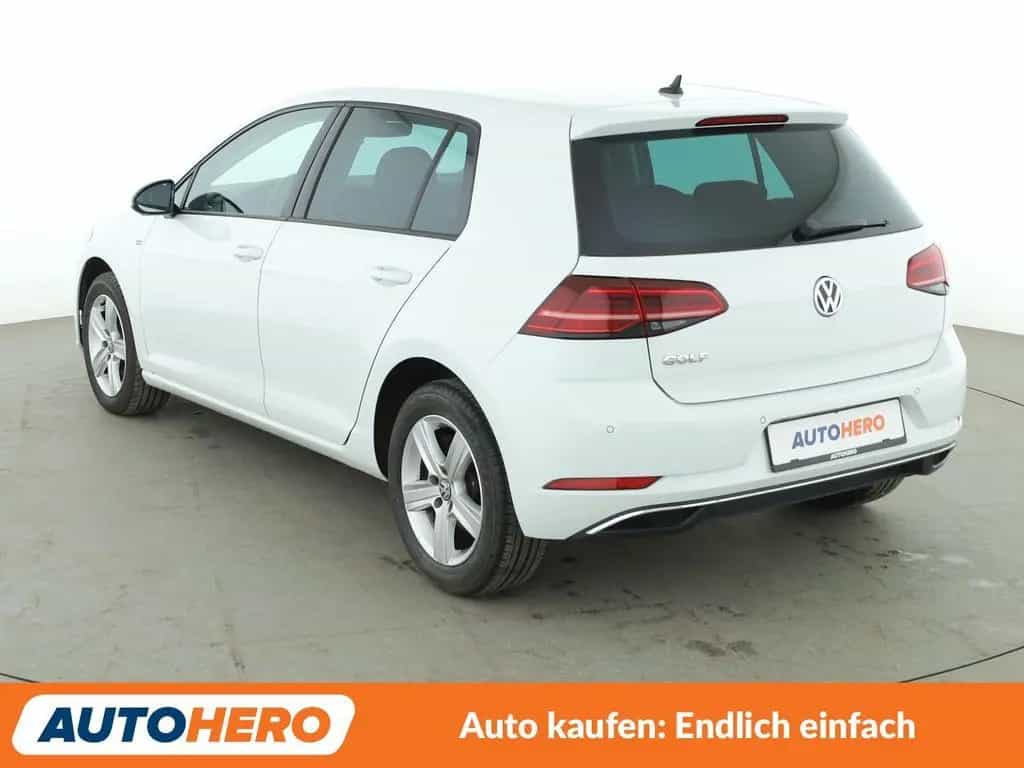 Volkswagen Golf VII 1.6 TDI Join Aut.*NAVI*ACC*CAM*PDC*SHZ* 01/2019-photo-3