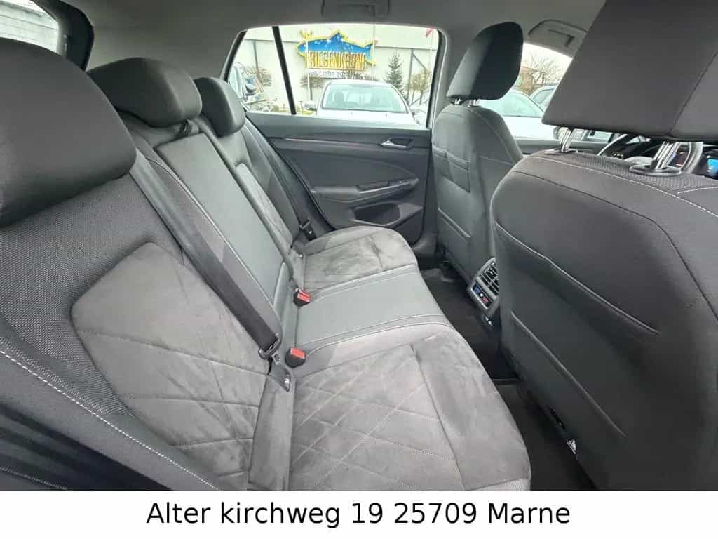Volkswagen Golf VIII Lim.1.5 TSI STYLE EVO AHK LED KAMERA 07/2020-photo-24