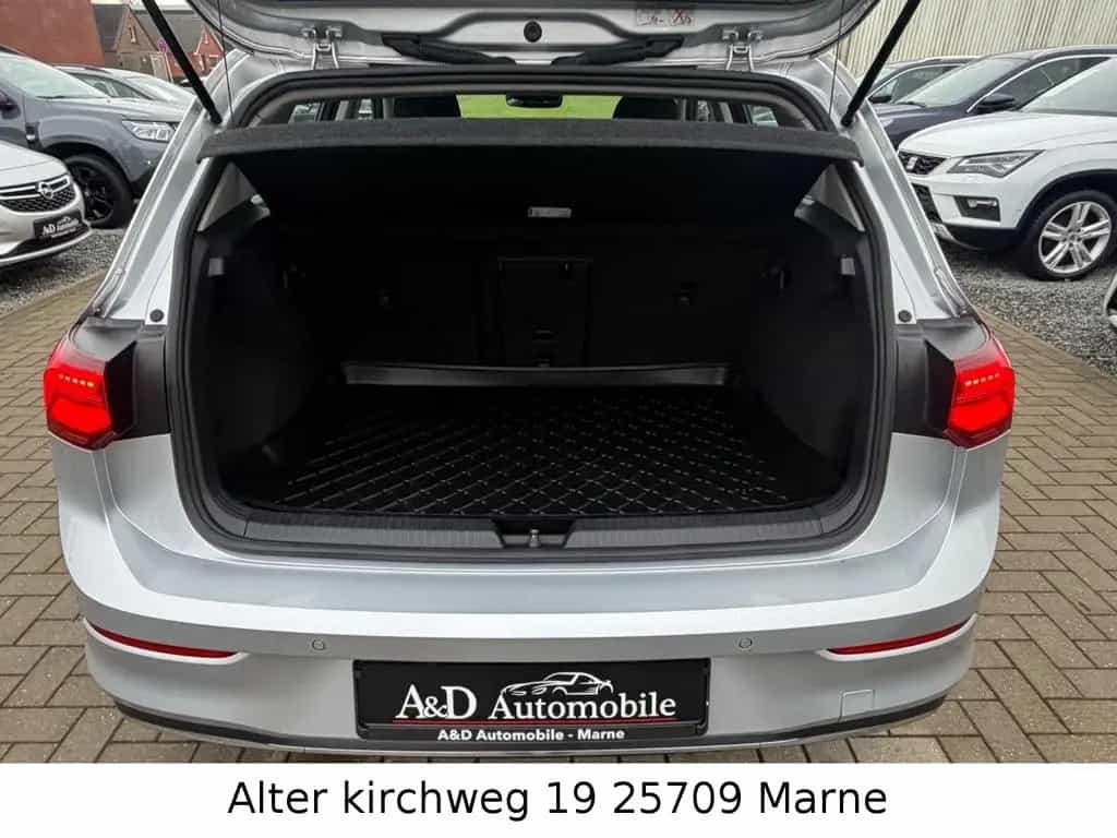 Volkswagen Golf VIII Lim.1.5 TSI STYLE EVO AHK LED KAMERA 07/2020-photo-26