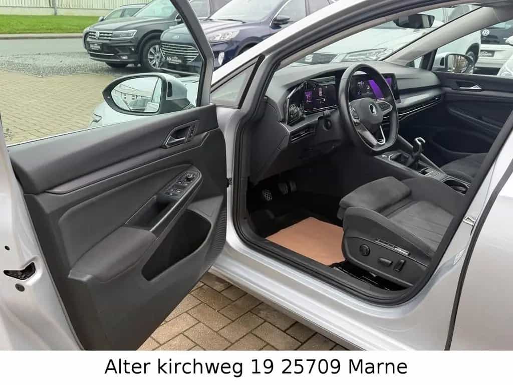 Volkswagen Golf VIII Lim.1.5 TSI STYLE EVO AHK LED KAMERA 07/2020-photo-9