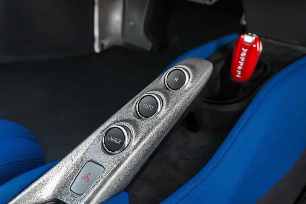 Ferrari F8 Tributo - Grigio Libano - Tailor Made - 250 L 11/2021-photo-16