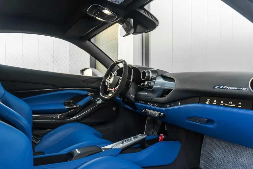 Ferrari F8 Tributo - Grigio Libano - Tailor Made - 250 L 11/2021-photo-4