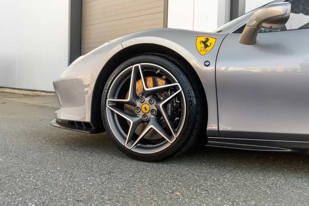Ferrari F8 Tributo - Grigio Libano - Tailor Made - 250 L 11/2021-photo-41