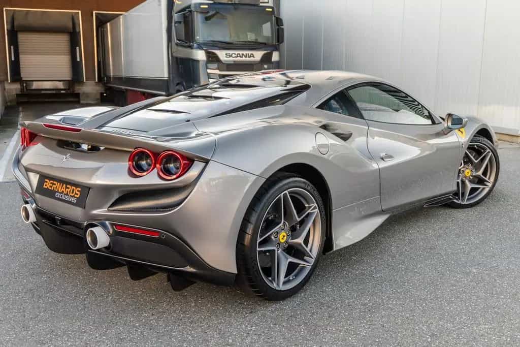 Ferrari F8 Tributo - Grigio Libano - Tailor Made - 250 L 11/2021-photo-49