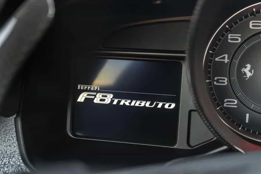 Ferrari F8 Tributo - Grigio Libano - Tailor Made - 250 L 11/2021-photo-6