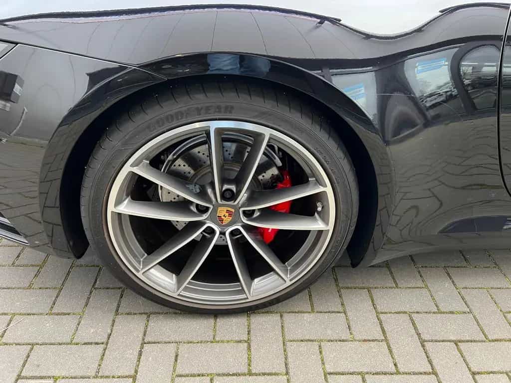 Porsche 992 911 Carrera Cabriolet 4S PDK*SPORT-AGA*CHRON 04/2020-photo-25