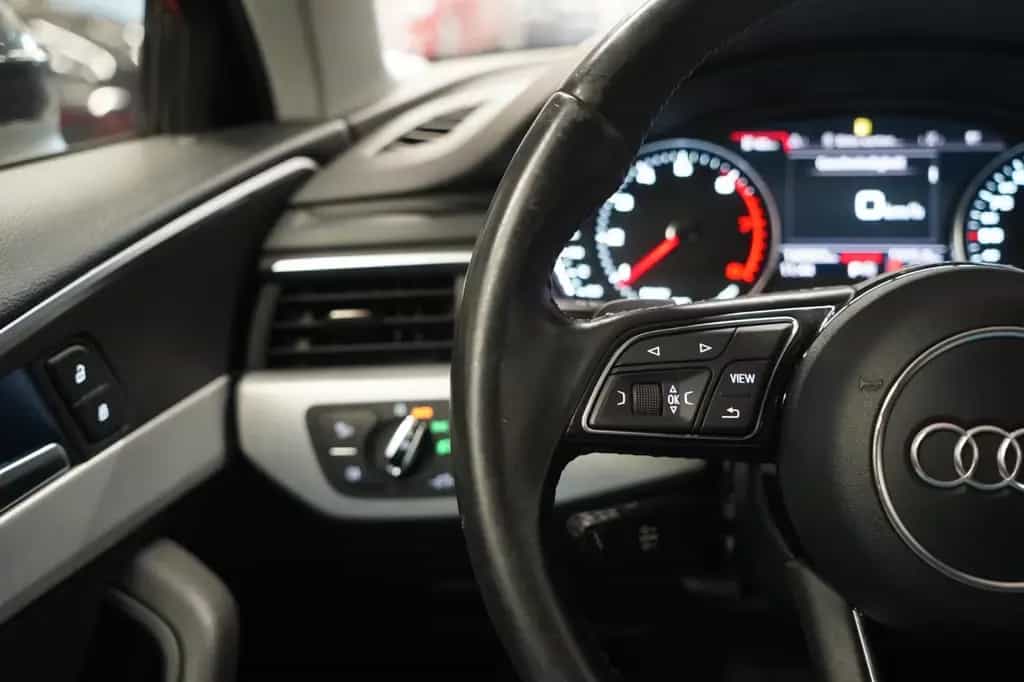 Audi A4 2.0 TFSI*Unfallfrei*1.Hand* 01/2017-photo-16