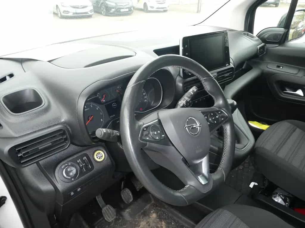 Opel Combo Life E Elegance mit AHK 06/2022-photo-4