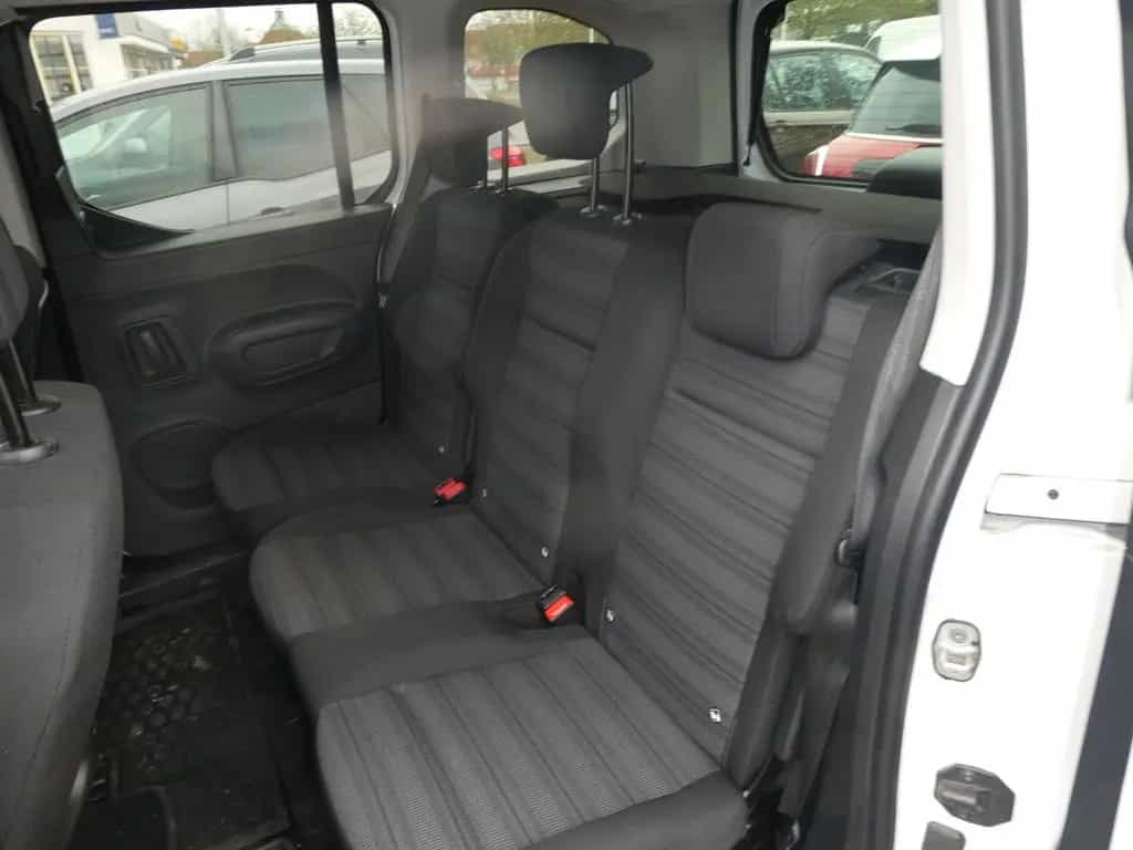 Opel Combo Life E Elegance mit AHK 06/2022-photo-6