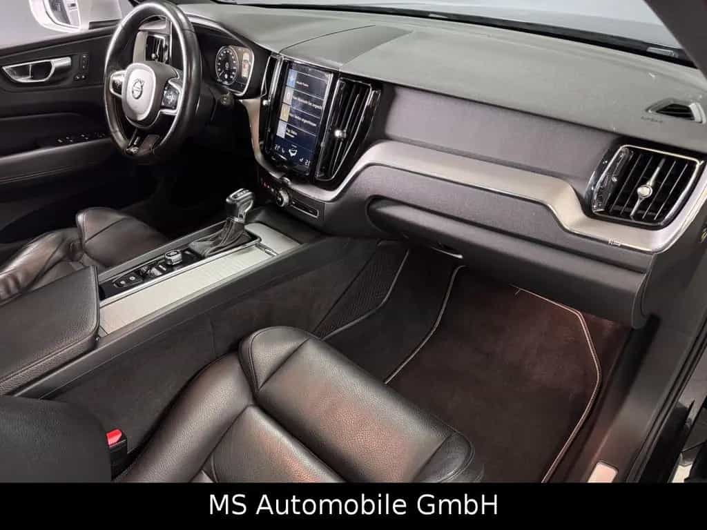 Volvo XC 60 XC60 R Design AWD Panoramadach 01/2018-photo-13