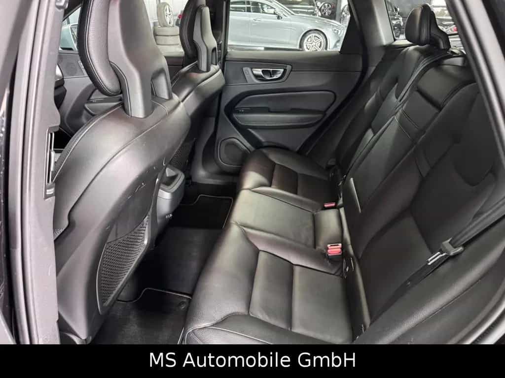 Volvo XC 60 XC60 R Design AWD Panoramadach 01/2018-photo-15