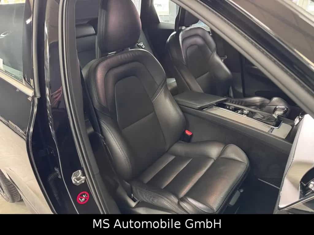 Volvo XC 60 XC60 R Design AWD Panoramadach 01/2018-photo-17
