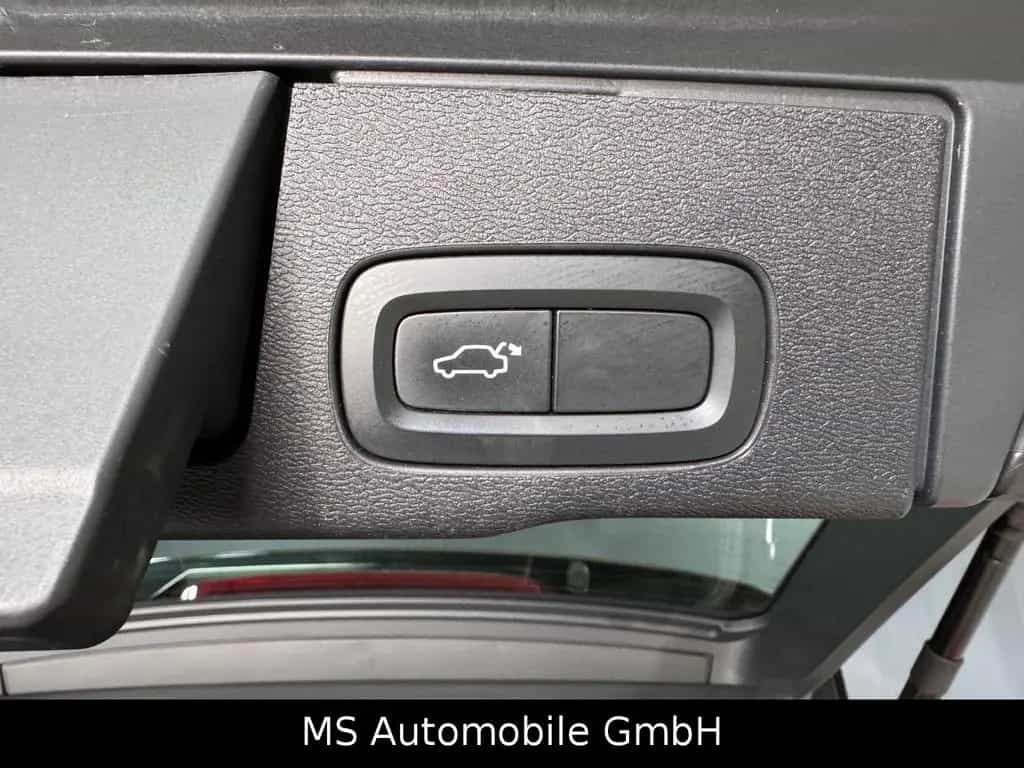 Volvo XC 60 XC60 R Design AWD Panoramadach 01/2018-photo-20